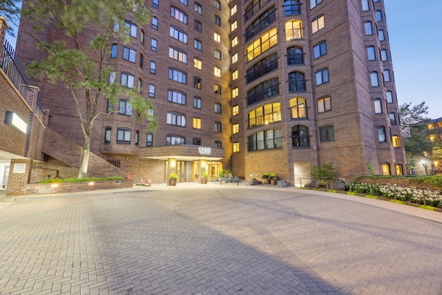 1235 Yale Pl Unit 1701, Minneapolis, MN 55403 - photo 19