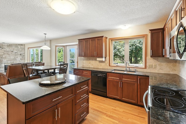 1784 Valley Ridge Pl, Chanhassen, MN 55317 - photo 6