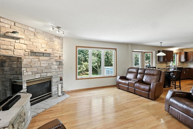 1784 Valley Ridge Pl, Chanhassen, MN 55317 - photo 7