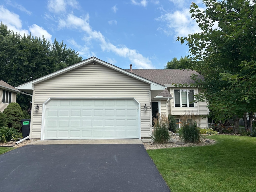 3922 Westbury Trl, Eagan, MN 55123 - photo 1