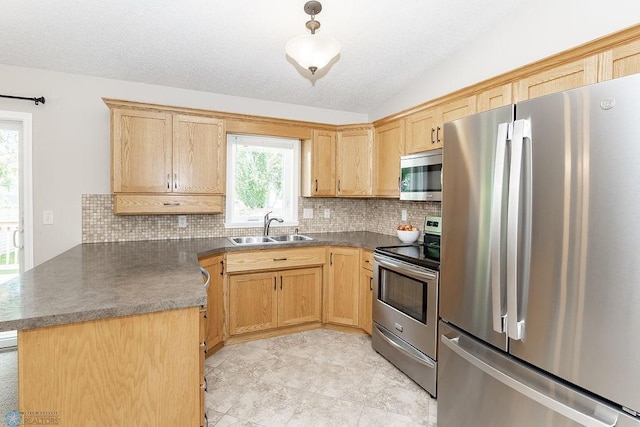 1525 29th Ave S, Fargo, ND 58103 - photo 19
