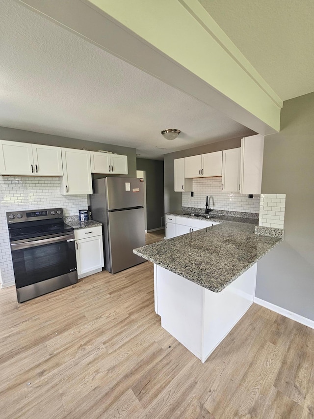 1697 Rose Pl, Roseville, MN 55113 - photo 1