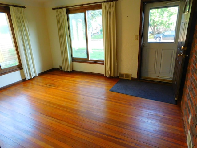 2092 Stillwater Ave E, Saint Paul, MN 55119 - photo 3
