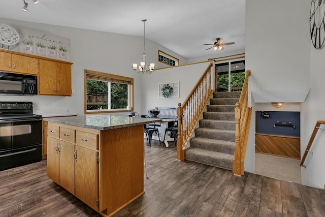 631 Iris Ln E, Saint Joseph, MN 56374 - photo 5