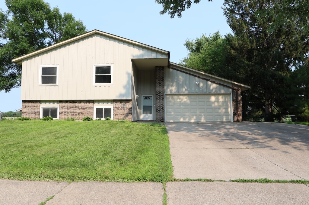 10544 Lancaster Ln N, Maple Grove, MN 55369 - photo 1