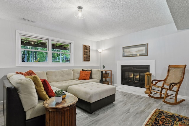 9031 Larkspur Ln, Eden Prairie, MN 55347 - photo 42