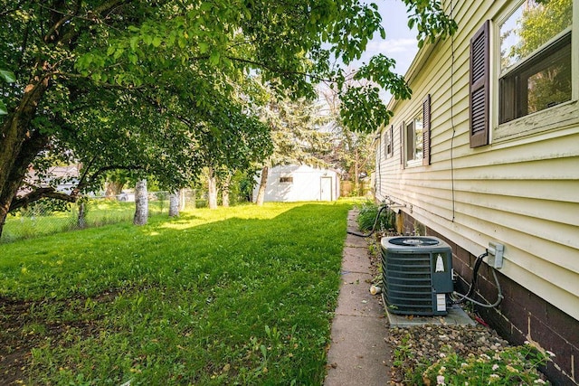 608 10th St, Duluth, MN 55805 - photo 17