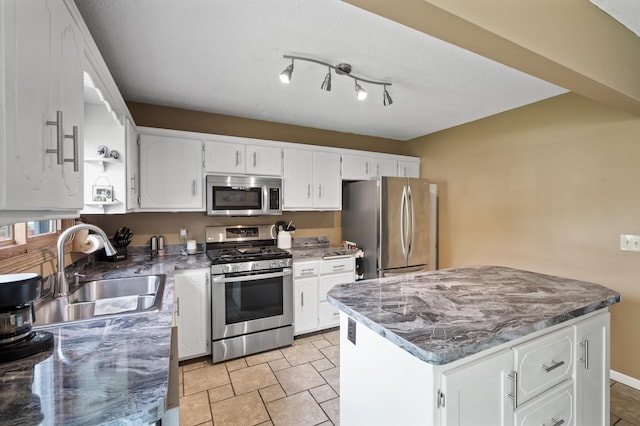 10590 Drake St NW, Coon Rapids, MN 55433 - photo 6
