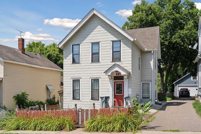697 5th St E, Saint Paul, MN 55106 - photo 1