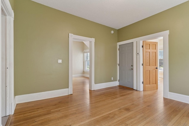 697 5th St E, Saint Paul, MN 55106 - photo 8