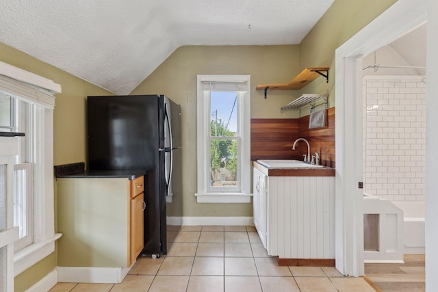 697 5th St E, Saint Paul, MN 55106 - photo 36
