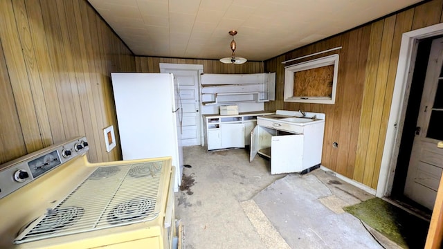 1003 Central Ave, Walhalla, ND 58282 - photo 5
