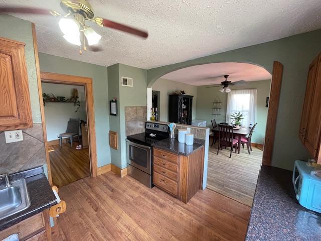 911 2nd Ave NW, Austin, MN 55912 - photo 9