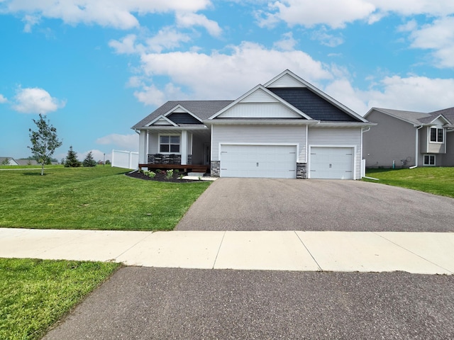 18528 Hexham Ln, Lakeville, MN 55044 - photo 1