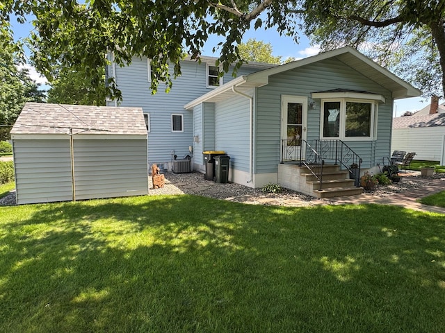 606 10th St, Olivia, MN 56277 - photo 5