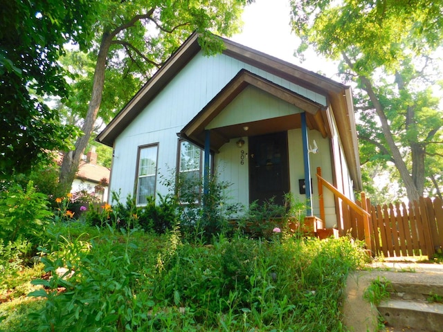 906 Russell St, Saint Paul, MN 55106 - photo 2