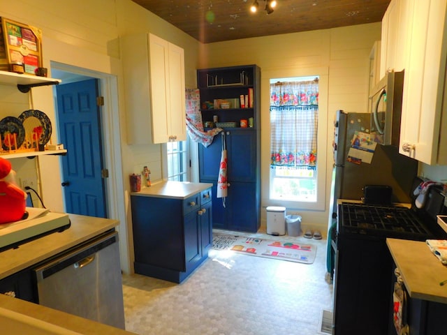 906 Russell St, Saint Paul, MN 55106 - photo 12