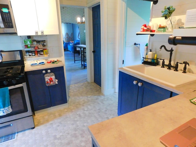 906 Russell St, Saint Paul, MN 55106 - photo 13