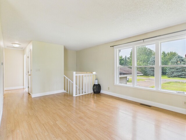 4921 Evergreen Ct, North Branch, MN 55056 - photo 5