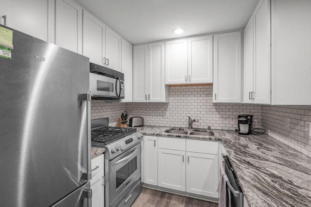 8781 Basswood Rd, Eden Prairie, MN 55344 - photo 3