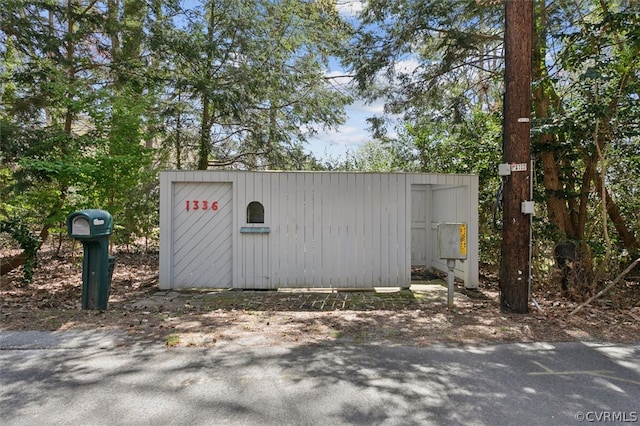 view of shed / structure