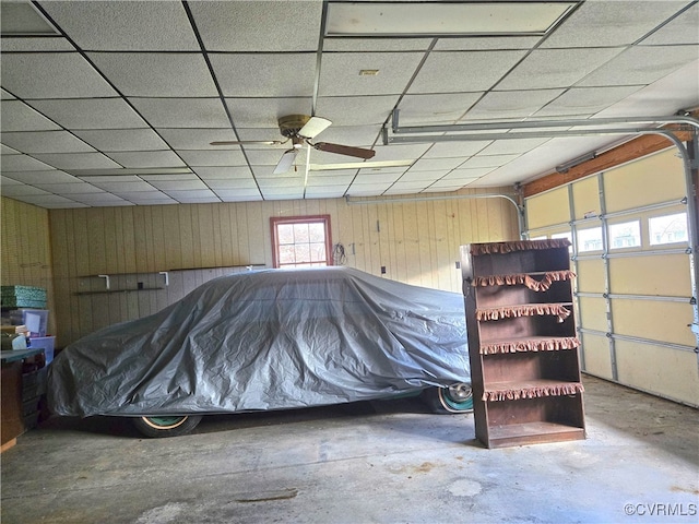 garage featuring ceiling fan