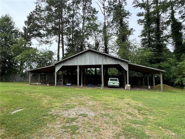 exterior space featuring a lawn