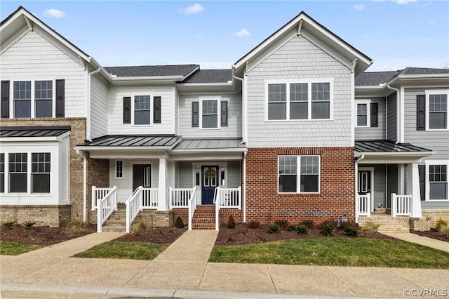 view of front of property with a porch