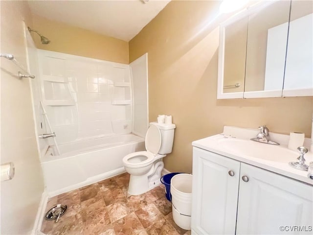 full bath with bathtub / shower combination, baseboards, vanity, and toilet