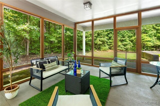 view of sunroom / solarium