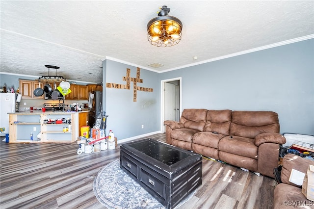 living room featuring a textured ceiling, crown molding, and light hardwood / wood-style flooring