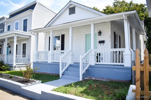 view of front of home featuring covered porch