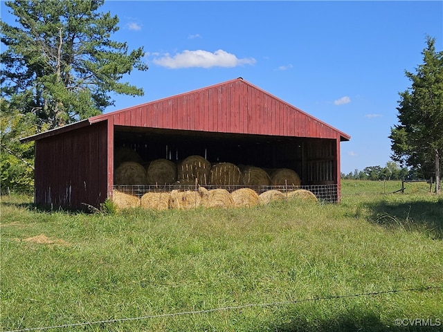 view of outdoor structure