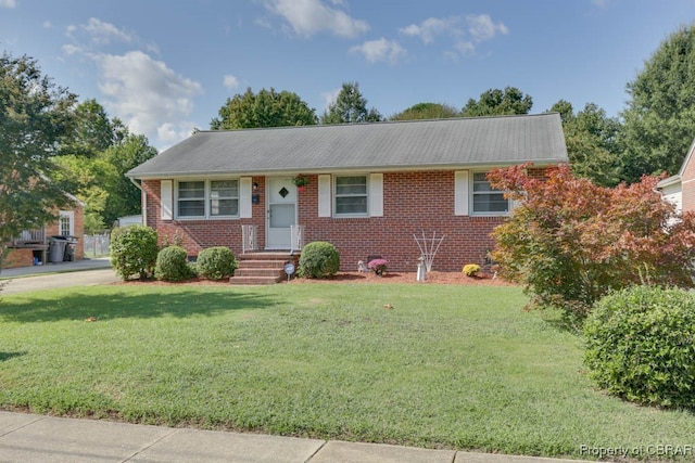 Listing photo 3 for 3204 W Weaver Rd, Hampton VA 23666