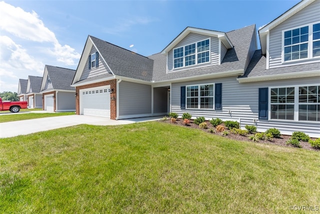 view of front of home featuring a front yard