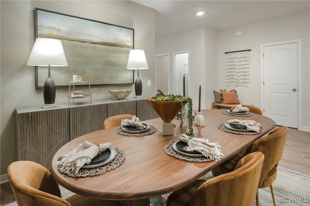 15436 Greenhart Dr, Chesterfield, VA 23832 - dining area with wood finished floors and recessed lighting