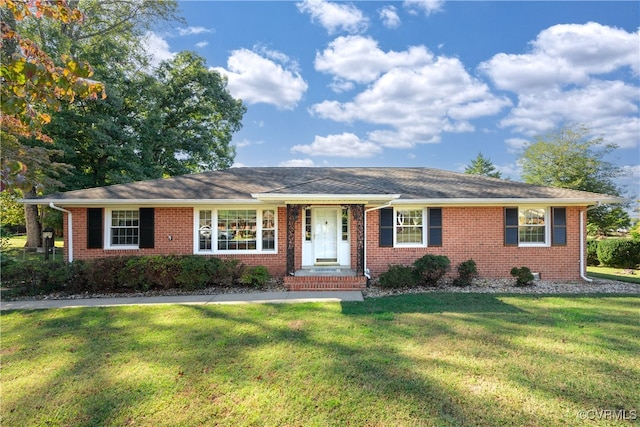 ranch-style house with a front yard