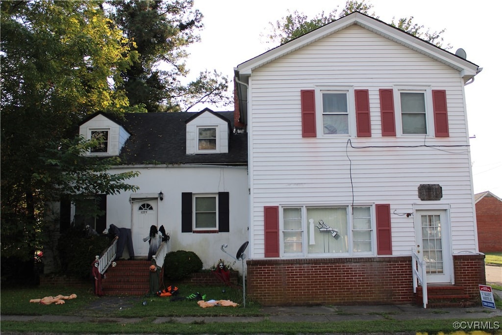 view of front of house