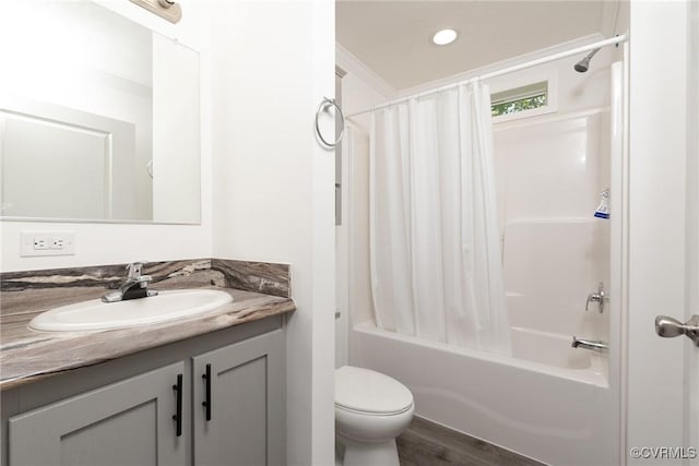 751 Jones St, Petersburg, VA 23803 - full bathroom featuring vanity, shower / bath combo, wood finished floors, and recessed lighting