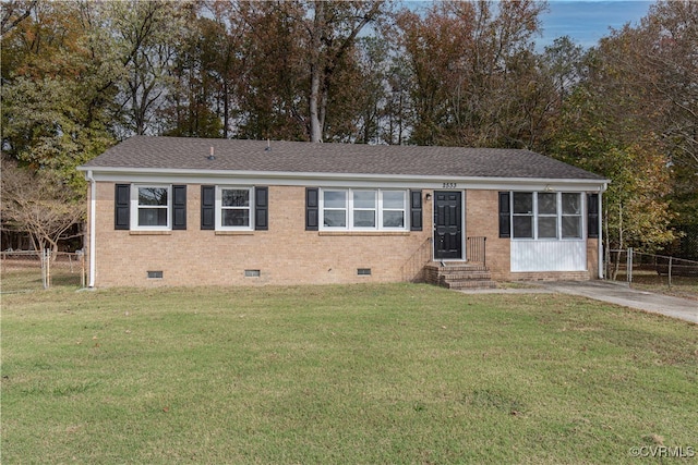 view of front of house with a front yard