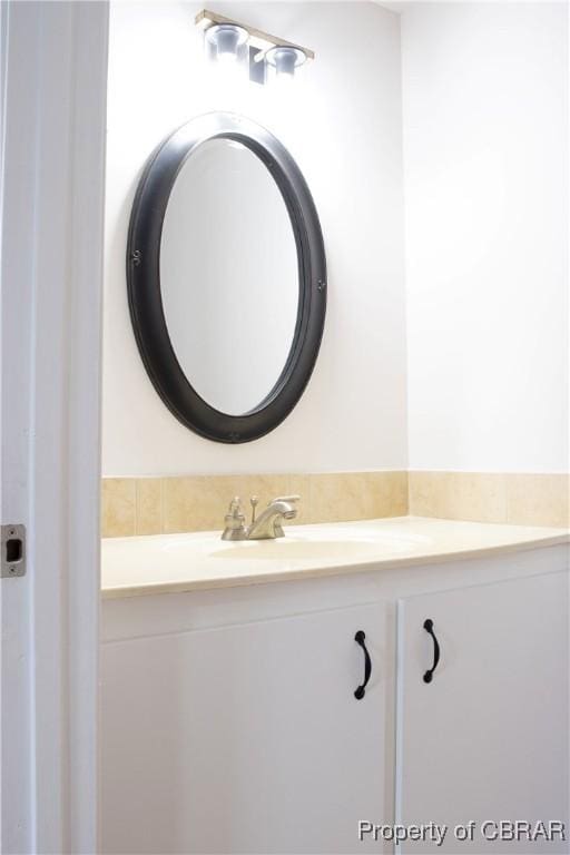 1934 Farley Park Rd, Middlesex, VA 23032 - bathroom with vanity