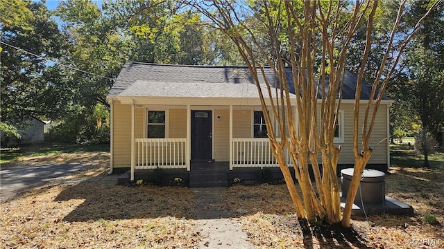 view of front of home featuring covered porch