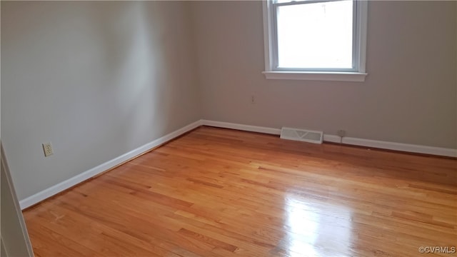 empty room featuring light hardwood / wood-style flooring