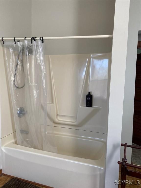 full bathroom featuring shower / bath combo