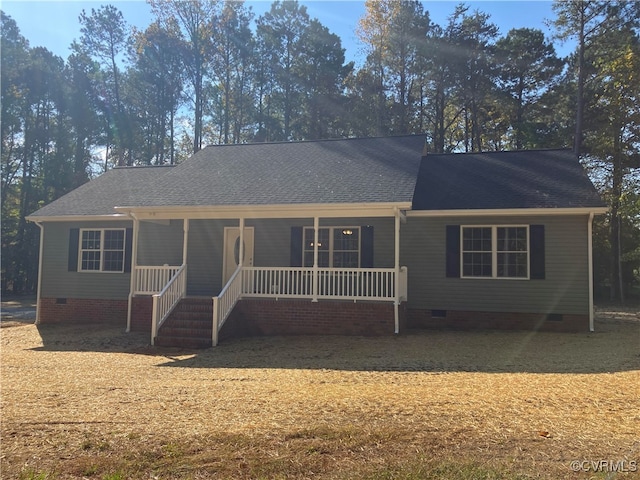 single story home featuring a porch