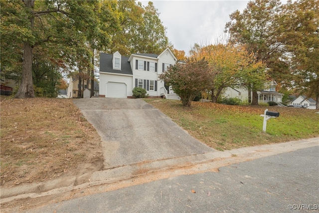 view of front facade with a garage