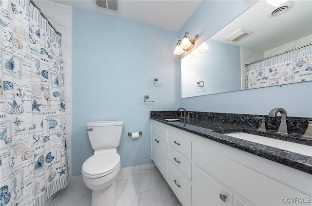 bathroom with a shower with curtain, vanity, and toilet