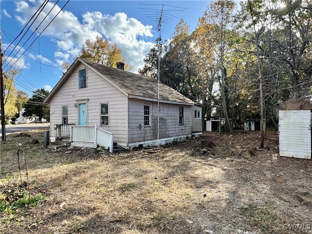 view of side of home