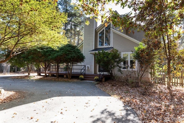 view of front facade with a deck