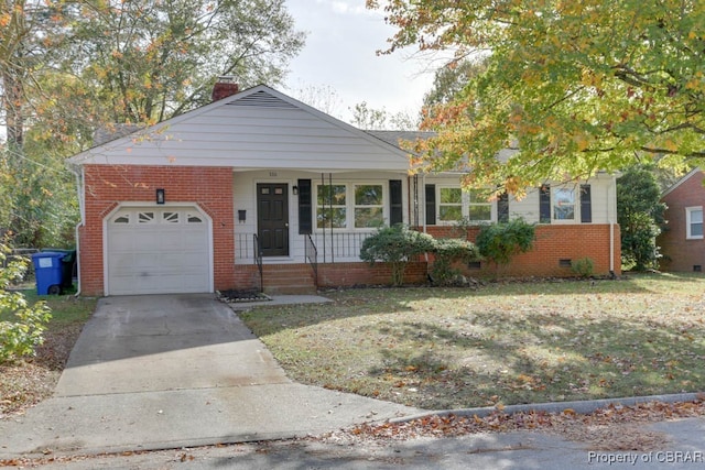 view of front of property featuring a front lawn, covered porch, and a garage